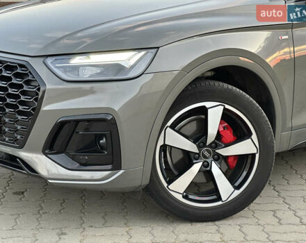 Серый Ауди Ку 5, объемом двигателя 2 л и пробегом 18 тыс. км за 36999 $, фото 6 на Automoto.ua