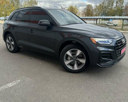 Ауди Ку 5 2023 в Харькове на Automoto.ua Серый Ауди Ку 5, объемом двигателя 1.98 л и пробегом 35 тыс. км за 36700 $, фото 2 на Automoto.ua