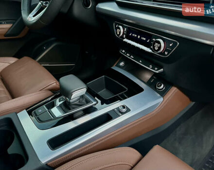 Серый Ауди Ку 5, объемом двигателя 2 л и пробегом 18 тыс. км за 36999 $, фото 97 на Automoto.ua