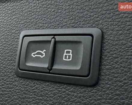 Серый Ауди Ку 5, объемом двигателя 2 л и пробегом 18 тыс. км за 36999 $, фото 104 на Automoto.ua