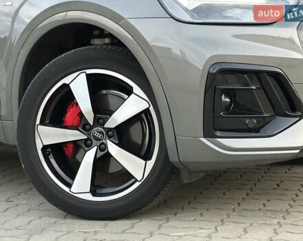 Сірий Ауді Ку 5, об'ємом двигуна 2 л та пробігом 18 тис. км за 35999 $, фото 21 на Automoto.ua