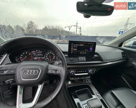 Серый Ауди Ку 5, объемом двигателя 1.98 л и пробегом 65 тыс. км за 38000 $, фото 5 на Automoto.ua