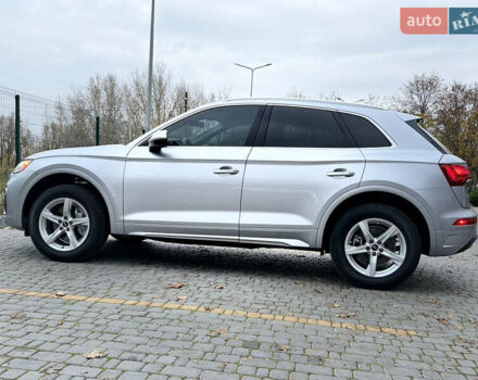 Сірий Ауді Ку 5, об'ємом двигуна 1.98 л та пробігом 43 тис. км за 33999 $, фото 8 на Automoto.ua