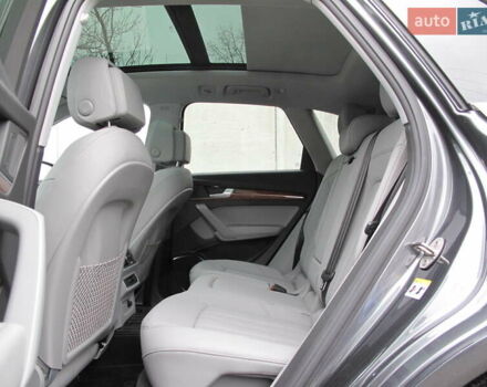 Серый Ауди Ку 5, объемом двигателя 1.98 л и пробегом 22 тыс. км за 44500 $, фото 52 на Automoto.ua