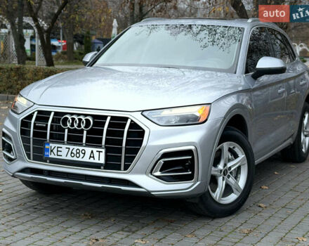 Сірий Ауді Ку 5, об'ємом двигуна 1.98 л та пробігом 43 тис. км за 33999 $, фото 4 на Automoto.ua