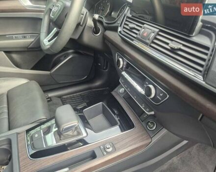 Серый Ауди Ку 5, объемом двигателя 0 л и пробегом 54 тыс. км за 34900 $, фото 19 на Automoto.ua