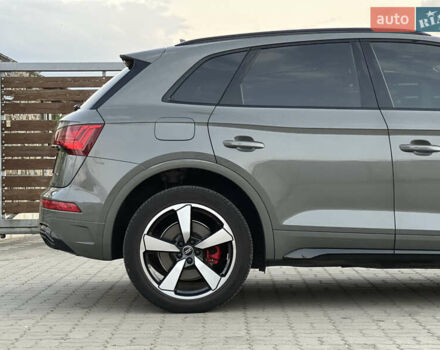 Серый Ауди Ку 5, объемом двигателя 2 л и пробегом 18 тыс. км за 36999 $, фото 24 на Automoto.ua