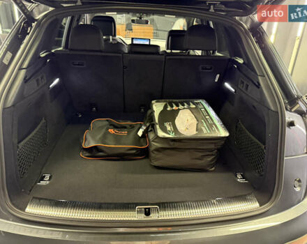 Сірий Ауді Ку 5, об'ємом двигуна 1.98 л та пробігом 1 тис. км за 59500 $, фото 33 на Automoto.ua