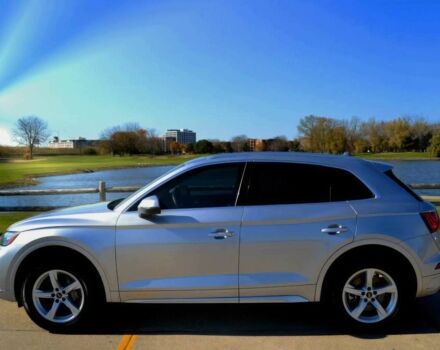 Сірий Ауді Ку 5, об'ємом двигуна 2 л та пробігом 29 тис. км за 15600 $, фото 5 на Automoto.ua