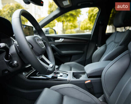 Сірий Ауді Ку 5, об'ємом двигуна 1.98 л та пробігом 38 тис. км за 43500 $, фото 6 на Automoto.ua