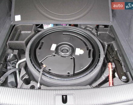 Серый Ауди Ку 5, объемом двигателя 1.98 л и пробегом 22 тыс. км за 44500 $, фото 69 на Automoto.ua