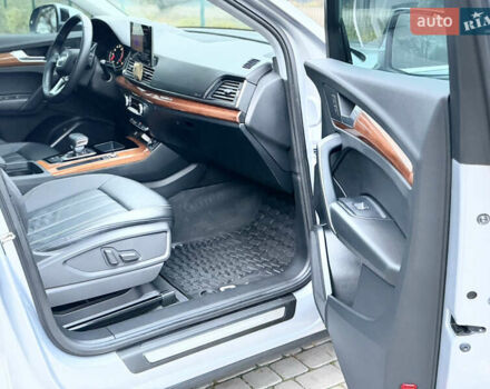 Сірий Ауді Ку 5, об'ємом двигуна 1.98 л та пробігом 43 тис. км за 33999 $, фото 28 на Automoto.ua