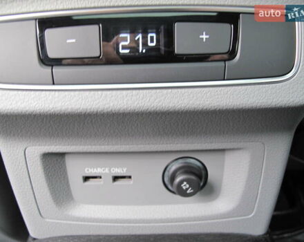 Серый Ауди Ку 5, объемом двигателя 1.98 л и пробегом 22 тыс. км за 44500 $, фото 65 на Automoto.ua