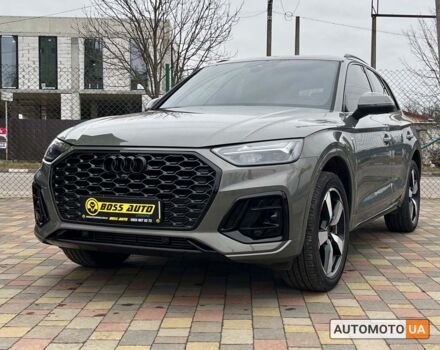 Серый Ауди Ку 5, объемом двигателя 2 л и пробегом 7 тыс. км за 43500 $, фото 2 на Automoto.ua