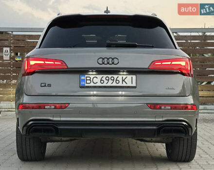 Сірий Ауді Ку 5, об'ємом двигуна 2 л та пробігом 18 тис. км за 35999 $, фото 34 на Automoto.ua