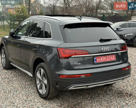 Серый Ауди Ку 5, объемом двигателя 1.98 л и пробегом 31 тыс. км за 35999 $, фото 2 на Automoto.ua