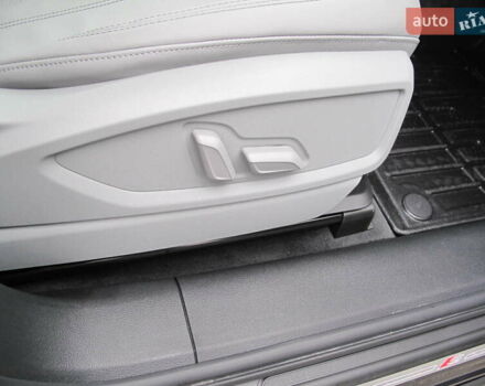 Серый Ауди Ку 5, объемом двигателя 1.98 л и пробегом 22 тыс. км за 44500 $, фото 89 на Automoto.ua