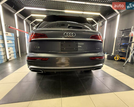 Сірий Ауді Ку 5, об'ємом двигуна 1.98 л та пробігом 1 тис. км за 59500 $, фото 10 на Automoto.ua