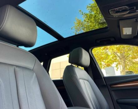 Серый Ауди Ку 5, объемом двигателя 2 л и пробегом 20 тыс. км за 25200 $, фото 12 на Automoto.ua