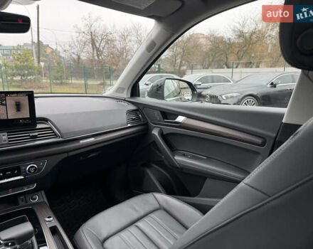 Серый Ауди Ку 5, объемом двигателя 1.98 л и пробегом 31 тыс. км за 35999 $, фото 18 на Automoto.ua