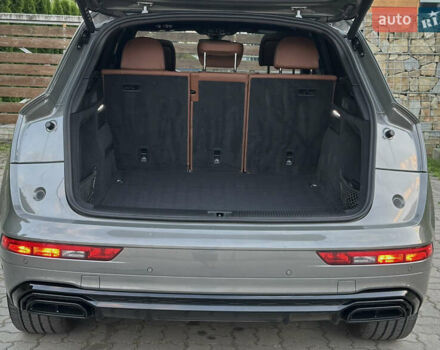 Серый Ауди Ку 5, объемом двигателя 2 л и пробегом 18 тыс. км за 36999 $, фото 102 на Automoto.ua