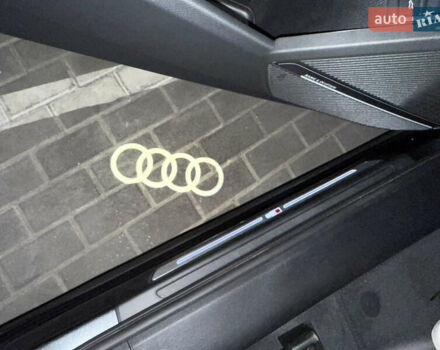 Сірий Ауді Ку 5, об'ємом двигуна 1.98 л та пробігом 1 тис. км за 59500 $, фото 49 на Automoto.ua