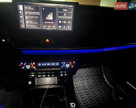 Сірий Ауді Ку 5, об'ємом двигуна 2 л та пробігом 20 тис. км за 44300 $, фото 38 на Automoto.ua