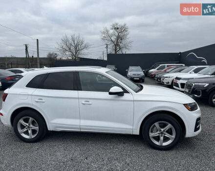 Серый Ауди Ку 5, объемом двигателя 2 л и пробегом 25 тыс. км за 38500 $, фото 3 на Automoto.ua