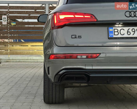 Серый Ауди Ку 5, объемом двигателя 2 л и пробегом 18 тыс. км за 36999 $, фото 35 на Automoto.ua