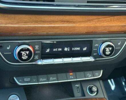 Серый Ауди Ку 5, объемом двигателя 2 л и пробегом 20 тыс. км за 25200 $, фото 11 на Automoto.ua