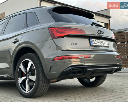 Серый Ауди Ку 5, объемом двигателя 2 л и пробегом 18 тыс. км за 36999 $, фото 16 на Automoto.ua