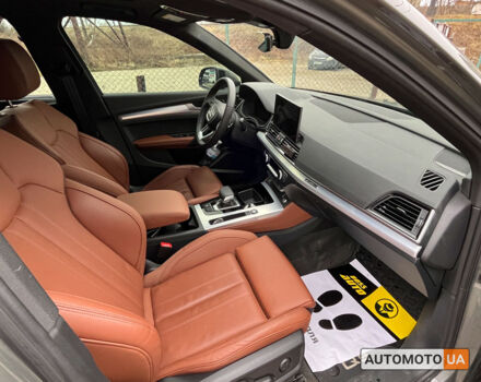 Серый Ауди Ку 5, объемом двигателя 2 л и пробегом 7 тыс. км за 43500 $, фото 18 на Automoto.ua