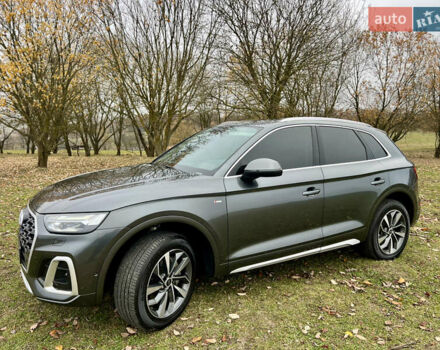 Сірий Ауді Ку 5, об'ємом двигуна 2 л та пробігом 20 тис. км за 44300 $, фото 5 на Automoto.ua