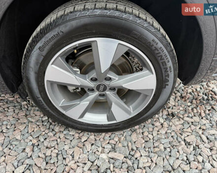 Серый Ауди Ку 5, объемом двигателя 1.98 л и пробегом 31 тыс. км за 35999 $, фото 43 на Automoto.ua