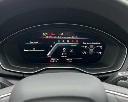 Сірий Ауді Ку 5, об'ємом двигуна 2 л та пробігом 20 тис. км за 44300 $, фото 28 на Automoto.ua