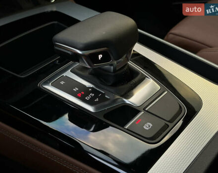 Серый Ауди Ку 5, объемом двигателя 2 л и пробегом 18 тыс. км за 36999 $, фото 59 на Automoto.ua