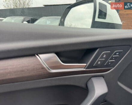 Серый Ауди Ку 5, объемом двигателя 2 л и пробегом 25 тыс. км за 38500 $, фото 11 на Automoto.ua