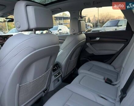 Ауди Ку 5 2023 в Харькове на Automoto.ua Серый Ауди Ку 5, объемом двигателя 1.98 л и пробегом 6 тыс. км за 58500 $, фото 35 на Automoto.ua