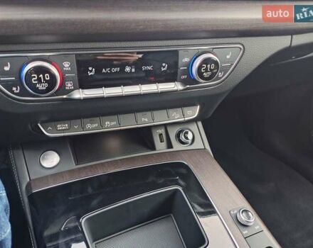 Серый Ауди Ку 5, объемом двигателя 1.98 л и пробегом 22 тыс. км за 35800 $, фото 57 на Automoto.ua