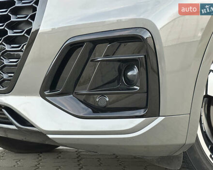 Серый Ауди Ку 5, объемом двигателя 2 л и пробегом 18 тыс. км за 36999 $, фото 7 на Automoto.ua