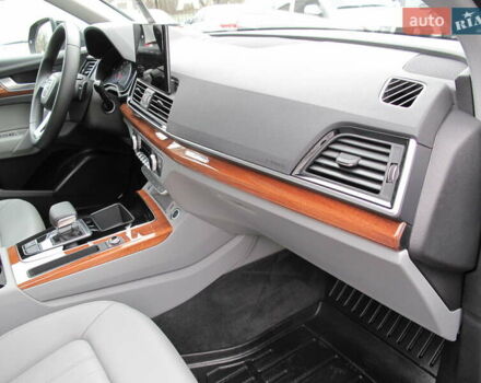 Серый Ауди Ку 5, объемом двигателя 1.98 л и пробегом 22 тыс. км за 44500 $, фото 92 на Automoto.ua