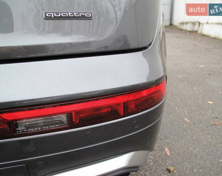 Серый Ауди Ку 5, объемом двигателя 1.98 л и пробегом 22 тыс. км за 44500 $, фото 11 на Automoto.ua