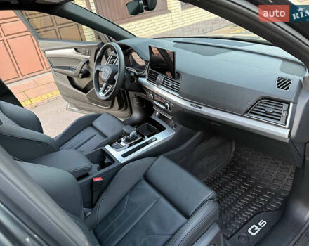 Серый Ауди Ку 5, объемом двигателя 1.98 л и пробегом 12 тыс. км за 46000 $, фото 16 на Automoto.ua