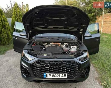 Сірий Ауді Ку 5, об'ємом двигуна 1.98 л та пробігом 850 тис. км за 56900 $, фото 8 на Automoto.ua