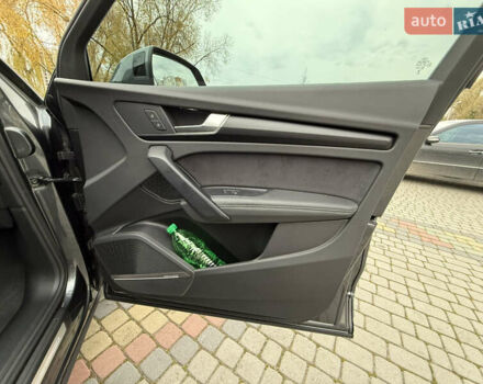 Сірий Ауді Ку 5, об'ємом двигуна 1.98 л та пробігом 12 тис. км за 58100 $, фото 37 на Automoto.ua