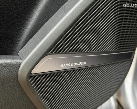 Серый Ауди Ку 5, объемом двигателя 2 л и пробегом 35 тыс. км за 41490 $, фото 16 на Automoto.ua