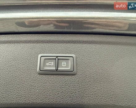 Сірий Ауді Ку 5, об'ємом двигуна 1.98 л та пробігом 12 тис. км за 58100 $, фото 21 на Automoto.ua