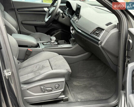 Сірий Ауді Ку 5, об'ємом двигуна 1.98 л та пробігом 12 тис. км за 58100 $, фото 23 на Automoto.ua