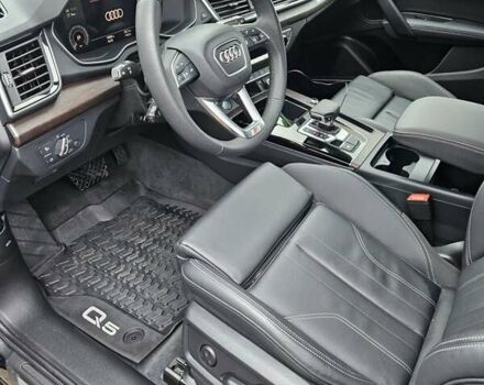 Серый Ауди Ку 5, объемом двигателя 1.98 л и пробегом 2 тыс. км за 57000 $, фото 9 на Automoto.ua