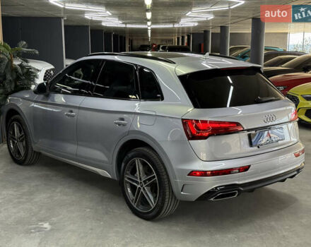 Сірий Ауді Ку 5, об'ємом двигуна 1.98 л та пробігом 5 тис. км за 54000 $, фото 9 на Automoto.ua